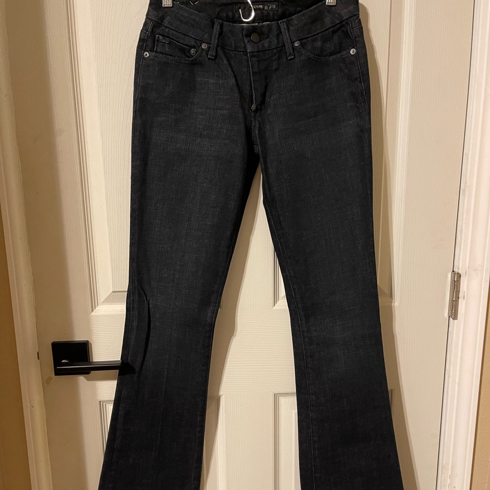 Joe’s curvy boot cut in style “honey” jean